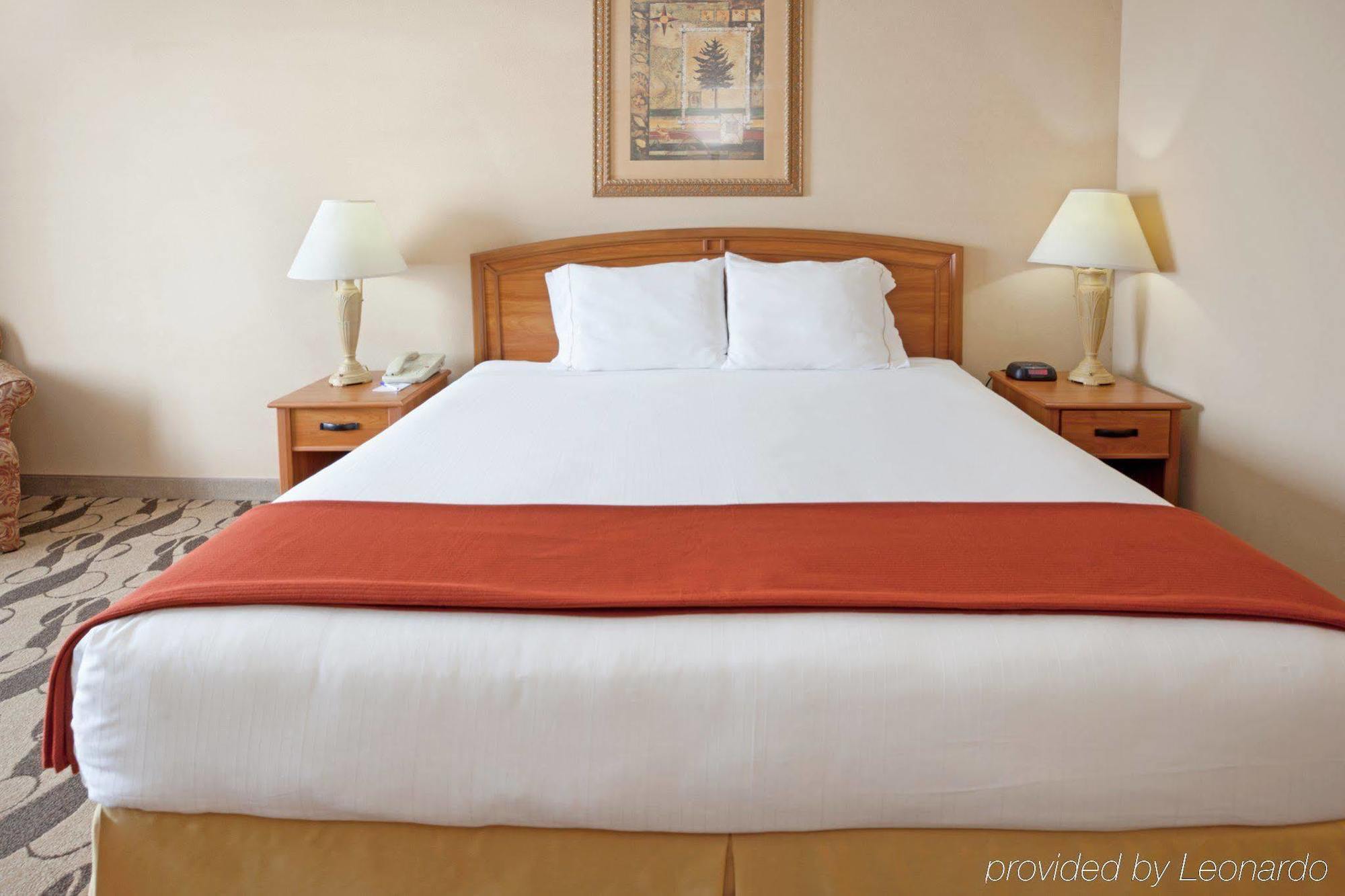 Holiday Inn Express Hotel & Suites Elgin By Ihg Zimmer foto