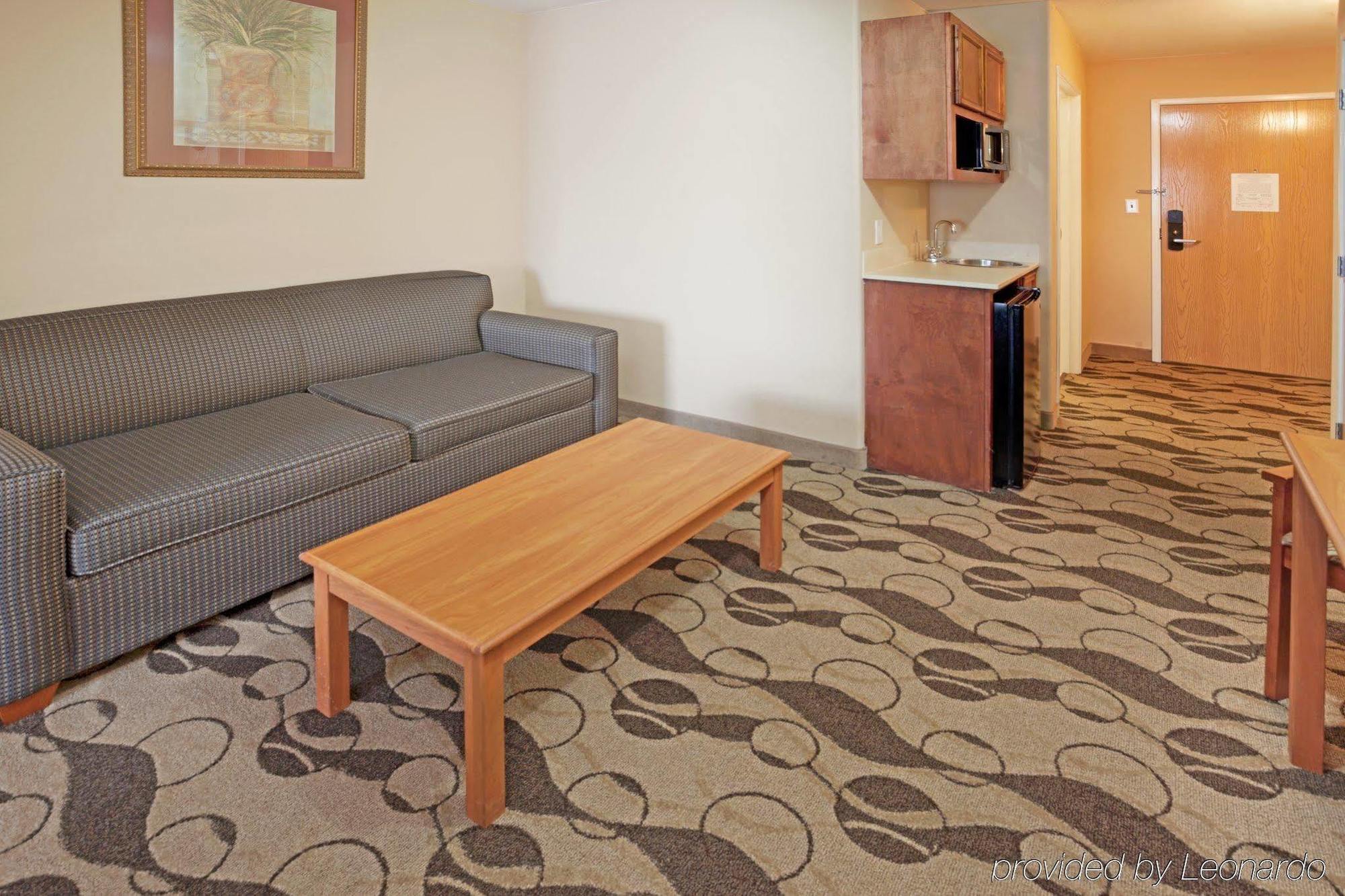 Holiday Inn Express Hotel & Suites Elgin By Ihg Zimmer foto