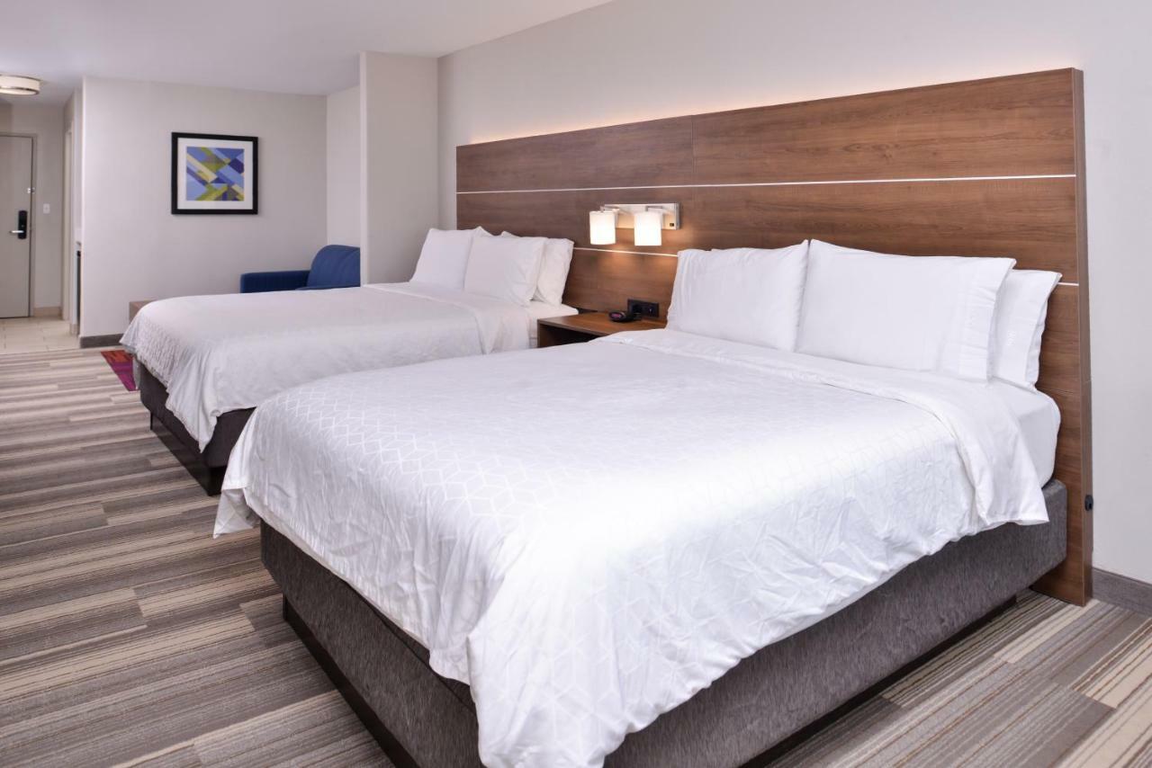 Holiday Inn Express Hotel & Suites Elgin By Ihg Exterior foto
